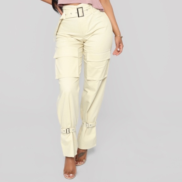 Fashion Nova Pants - NEW! Fashion Nova cargos
